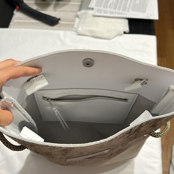 House of Wolves Premium Leather WHT Light Brindle Bag - Picture 3 of 6